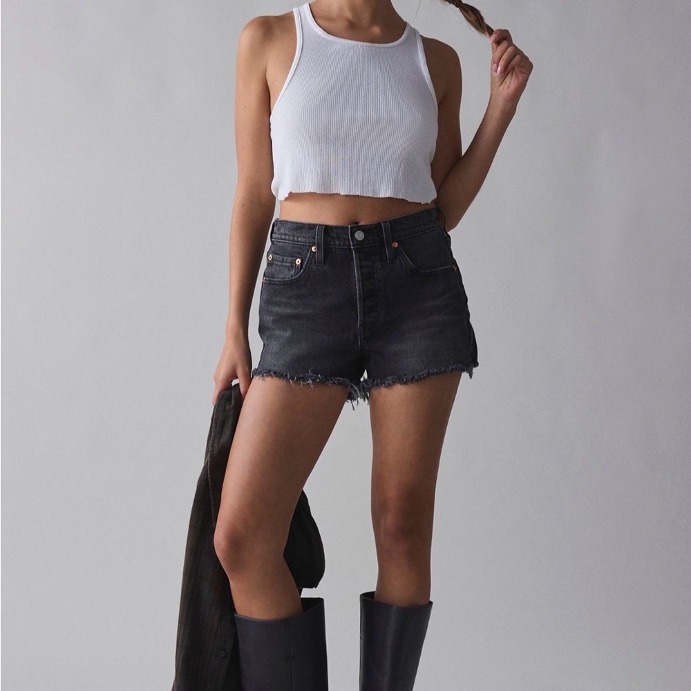 Levi’s 501 Original Denim Black Shorts Step On It Size 30